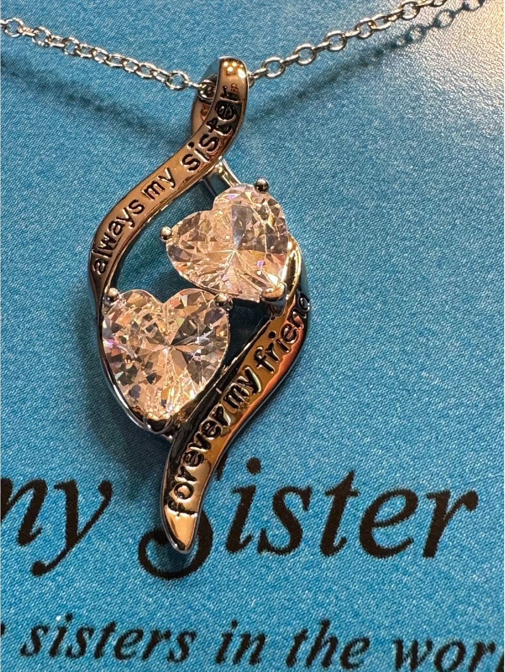 Dasany Fashion Jewelry Sister Pendant Necklace with Heart Crystals - Picture 7 of 8